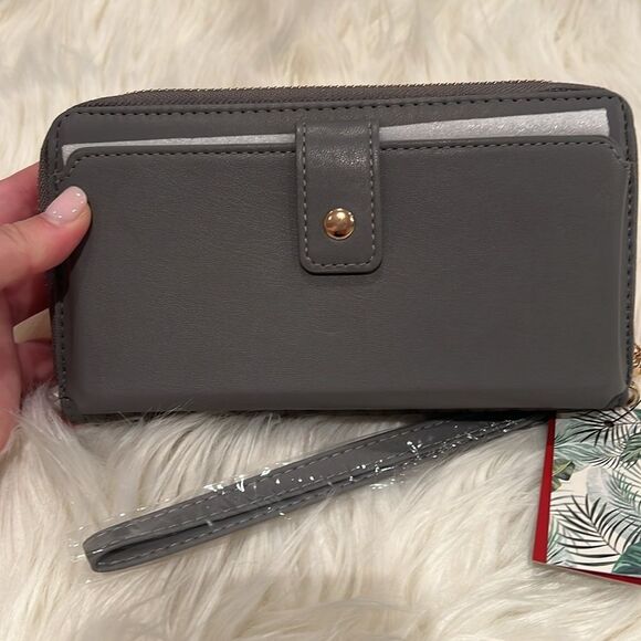 NWT Badgley Mischka Cell Phone Wallet Clutch Wristlet - Grey - Picture 3 of 5